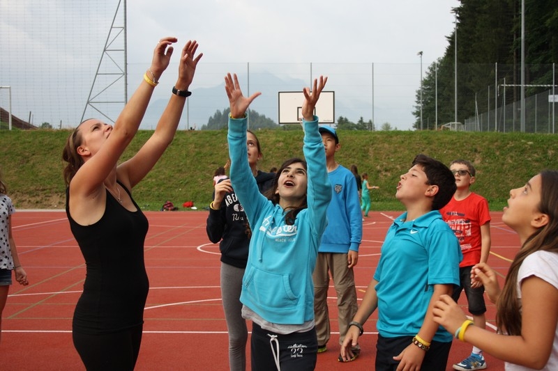Village Camps International Summer Camp Leysin, Switzerland 2025-08-09 https://www.villagecamps.com/journals_admin/images/693-24-basketball (10).jpg